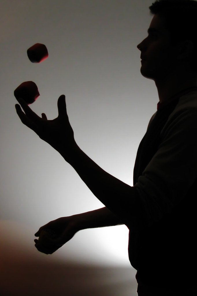 Outline Juggling My Friend Luis Juggling Taken With The G Flickr